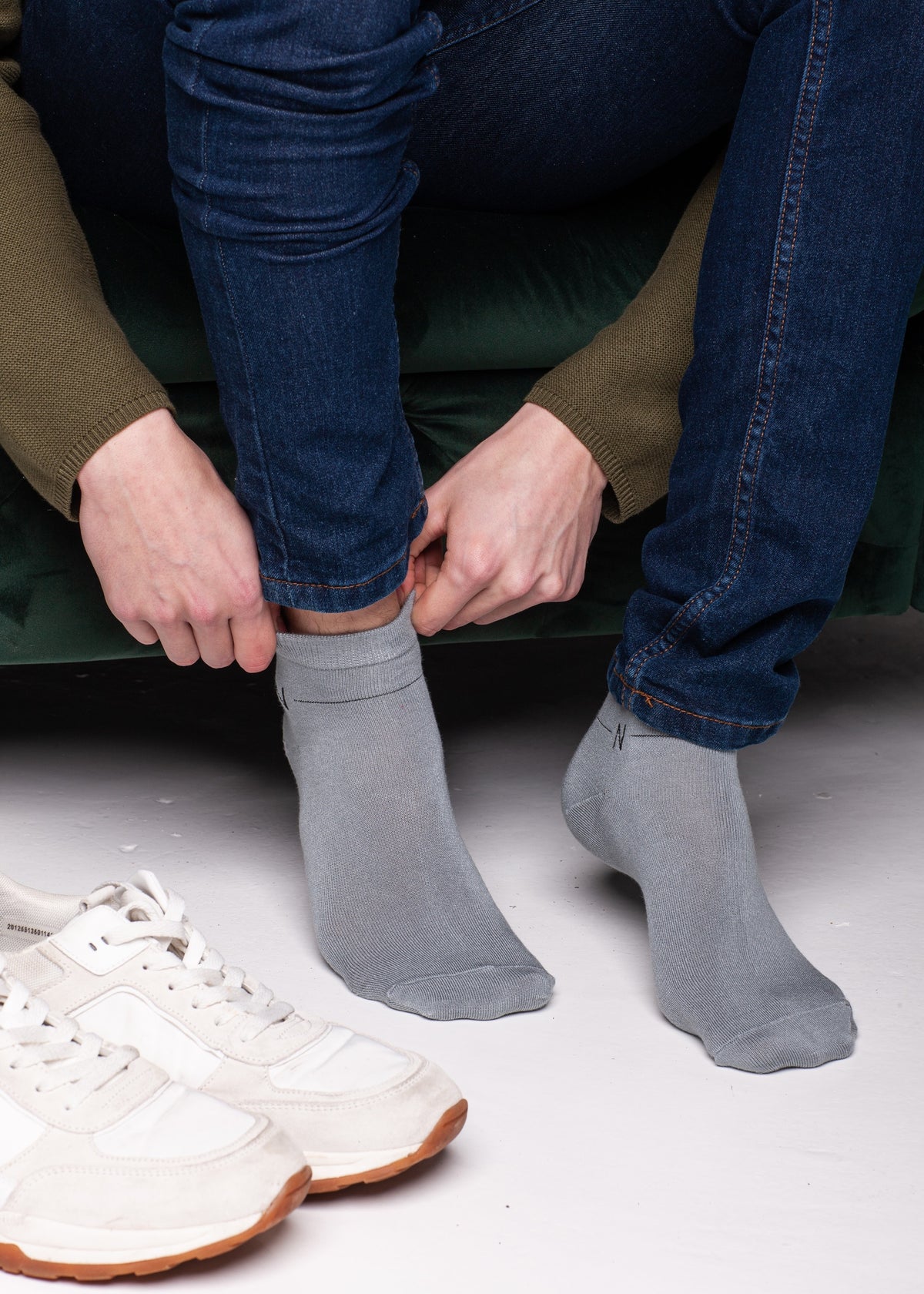 NUDUS Men’s Super Soft Bamboo Ankle Socks 5-Pair Gift Box
